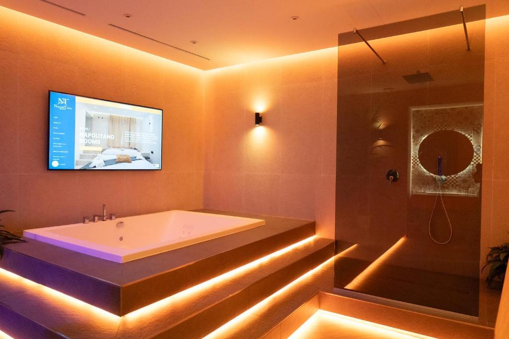 Napolitano Rooms - FLEGREA SPA