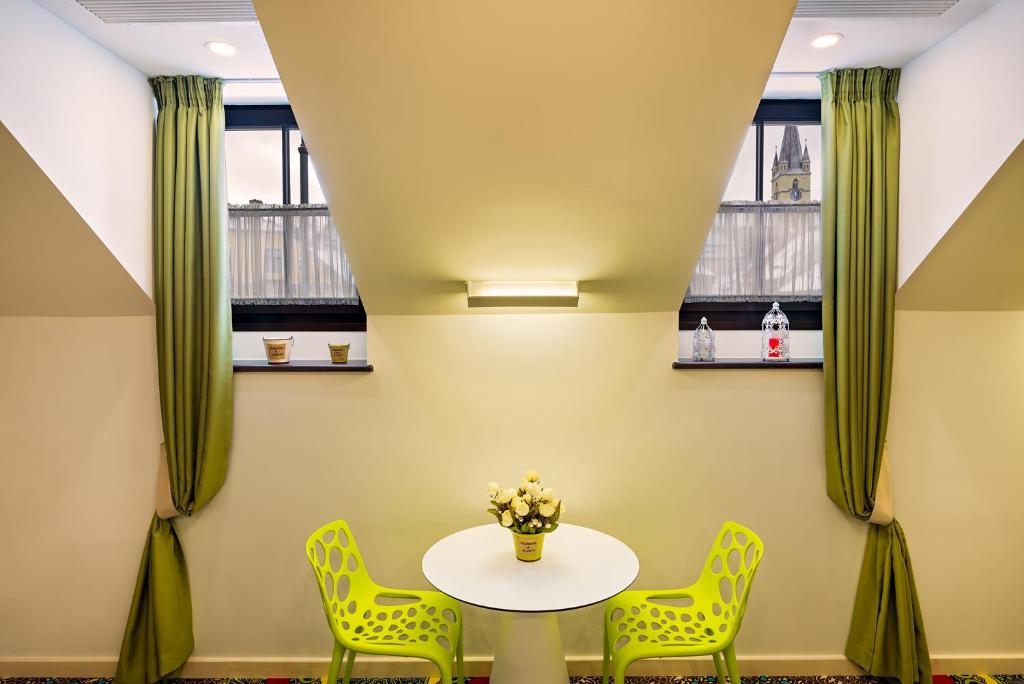 Blumenhaus Sibiu - Resim 12