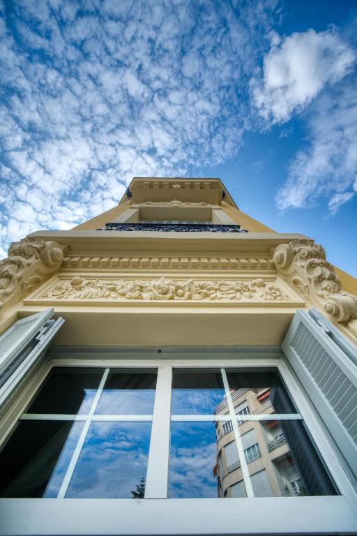 Stylish 1-bedroom minutes from Beach&Promenade