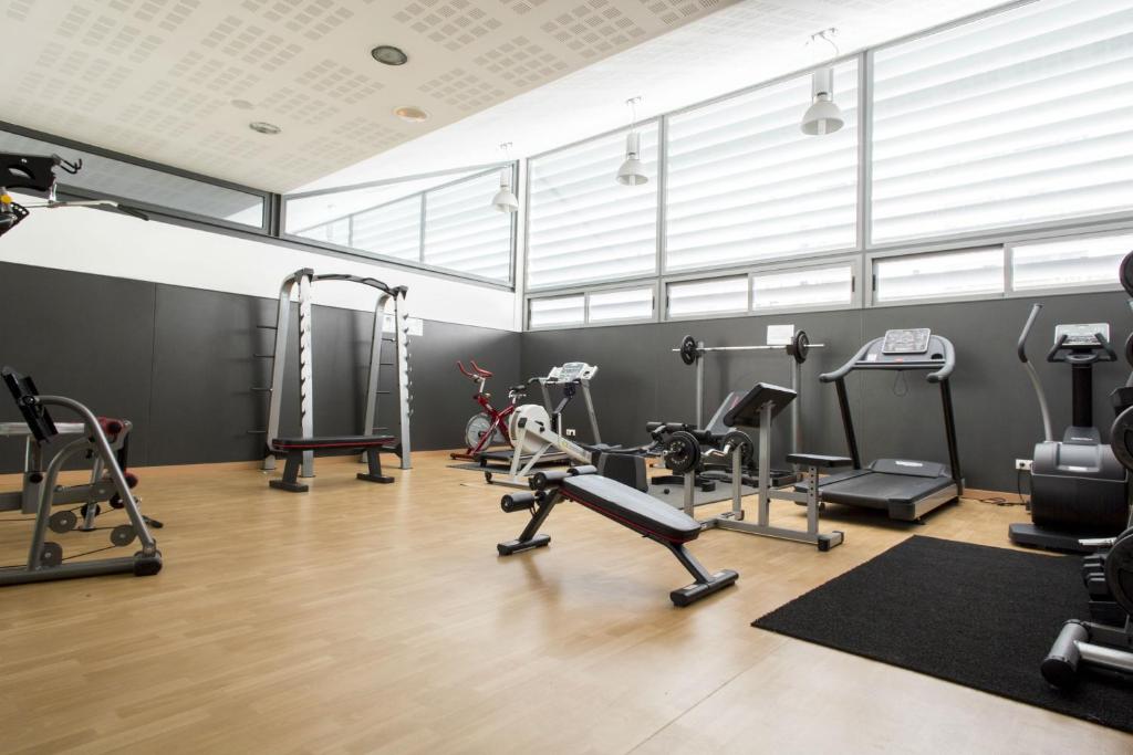 Residencia Universitaria Damia Bonet, Valencia – Updated 2023 ...