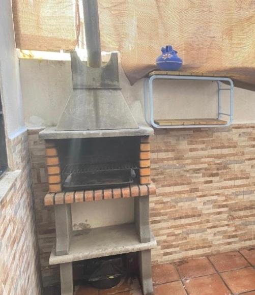 Apto con patio y barbacoa BBQ H de la Reina