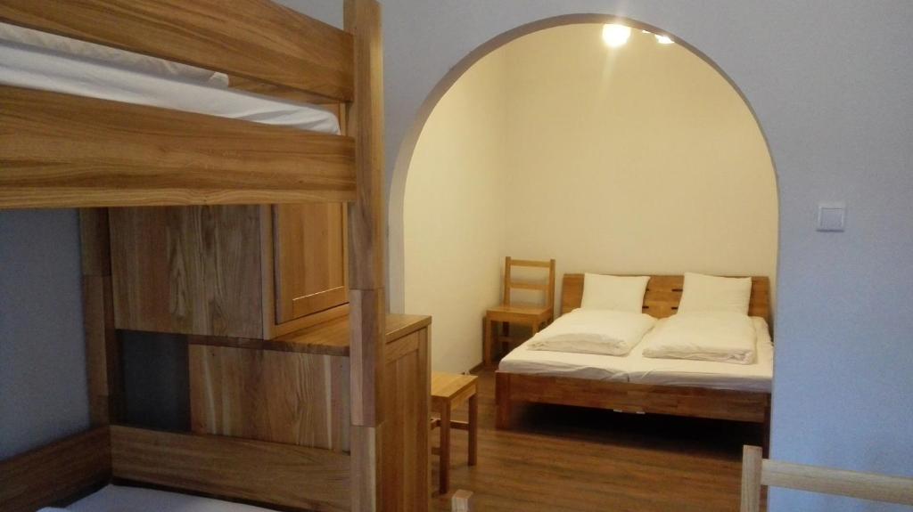 Una cama o camas en una habitación de Hotel SINOS