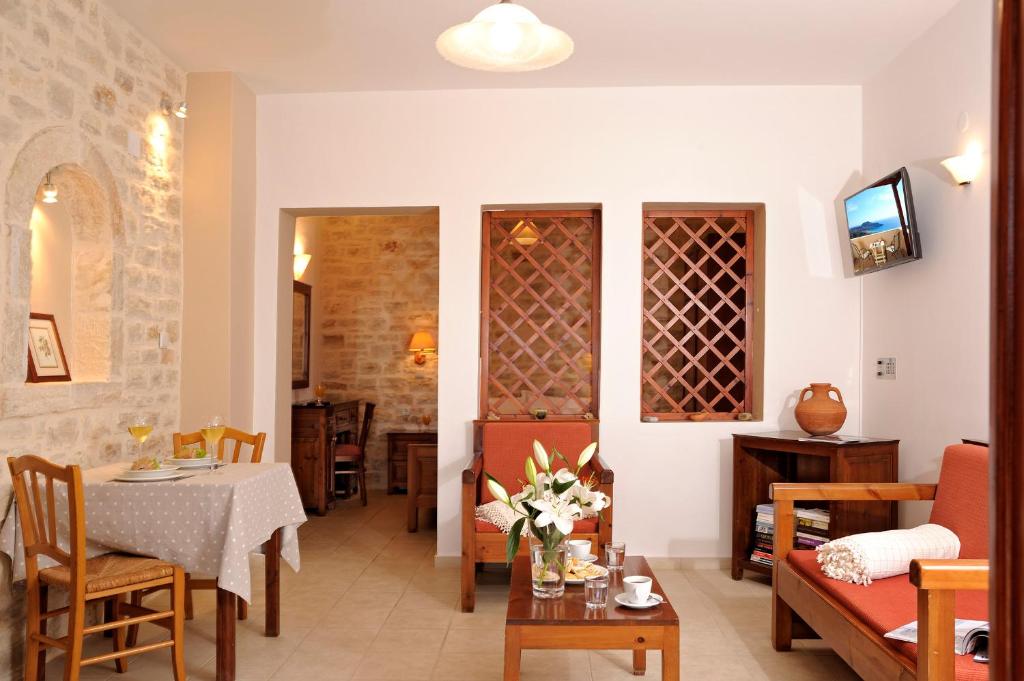 Stefanos Village Hotel - 17