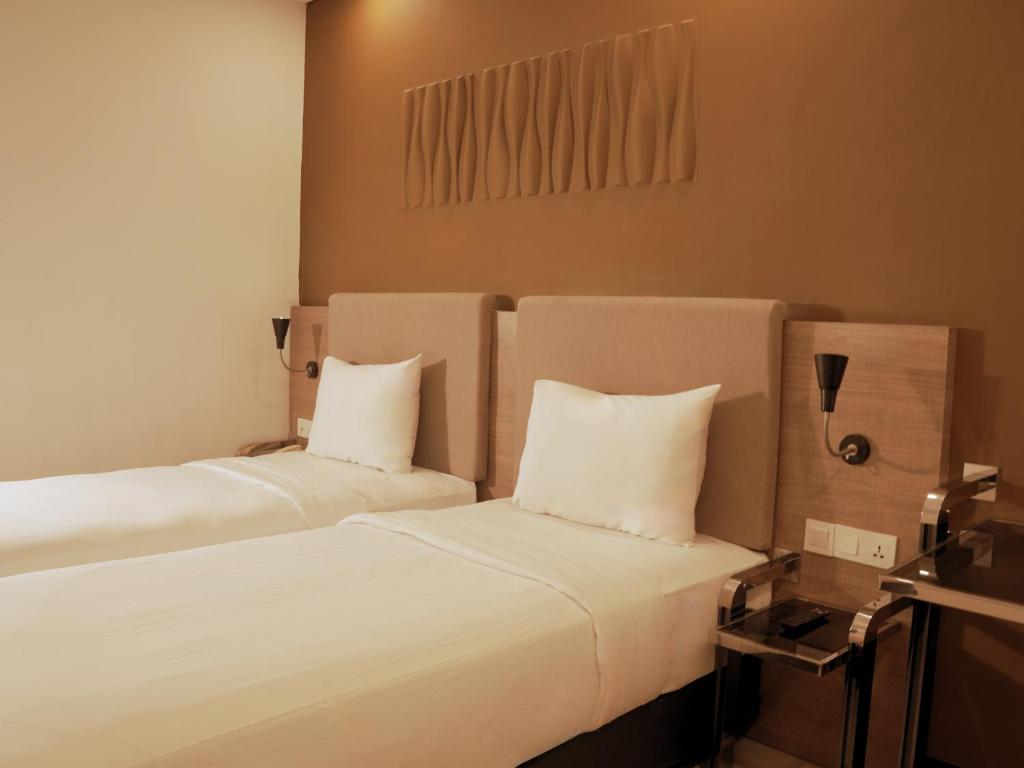 Verse Hotel Cirebon - Nouvelle Chambre Double Ou Lits Jumeaux De Luxe