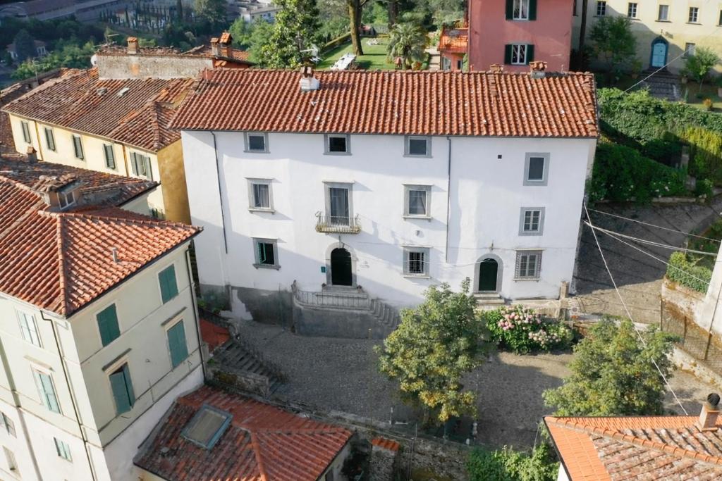 Burlamacchi Villas