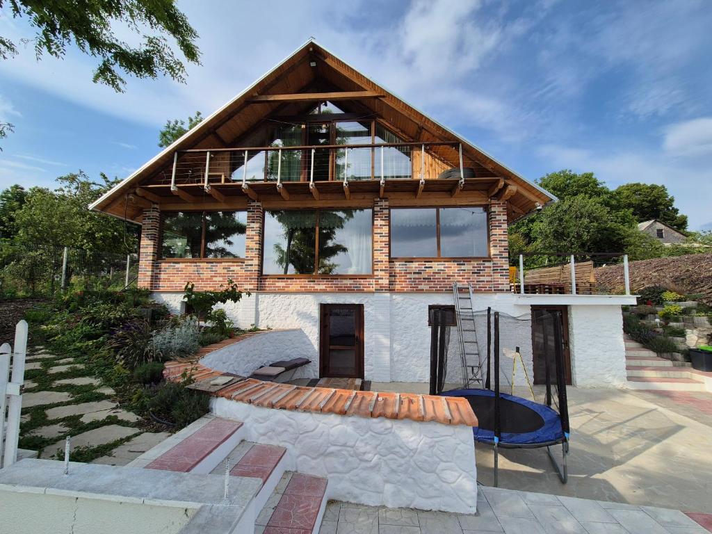 Pensiunea agroturistica Gradina Marioarei