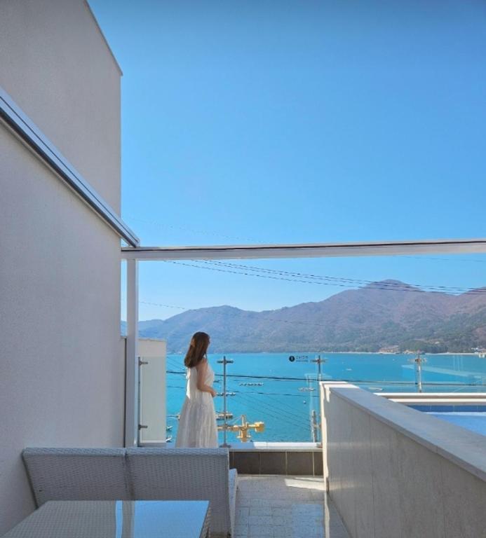 Gallery image of Geoje Lesolay Poolvilla in Geoje