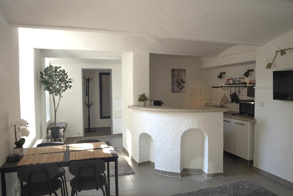 City Suite - Urban & stylish with Garage