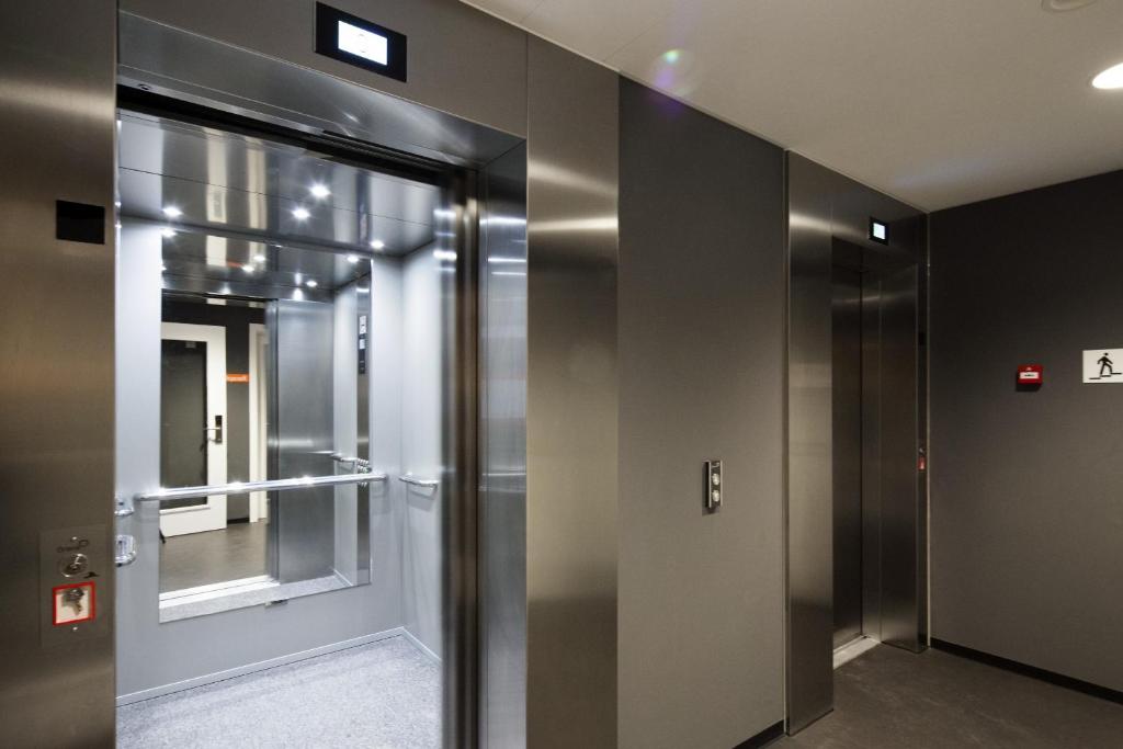 easyHotel Brussels City Centre - Resim 33