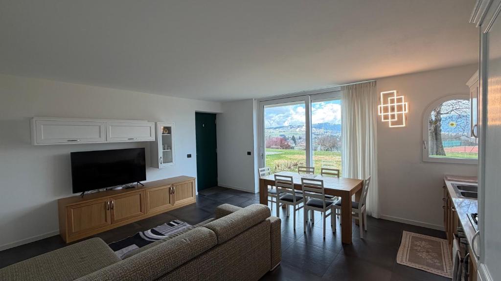 Agriturismo Lambra La Casa Del Sol - Apartamento Deluxe