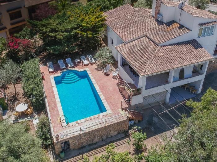 an overhead view of a house with a swimming pool at Casa del Capitán in Santa Ponsa