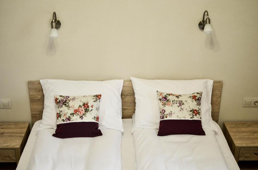 Páva Apartmanház - Appartamento Con Una Camera Da Letto