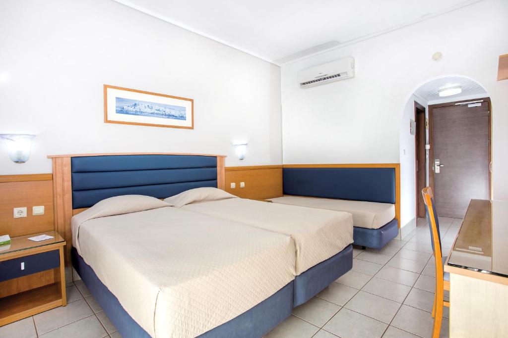 Atlantis Hotel - 