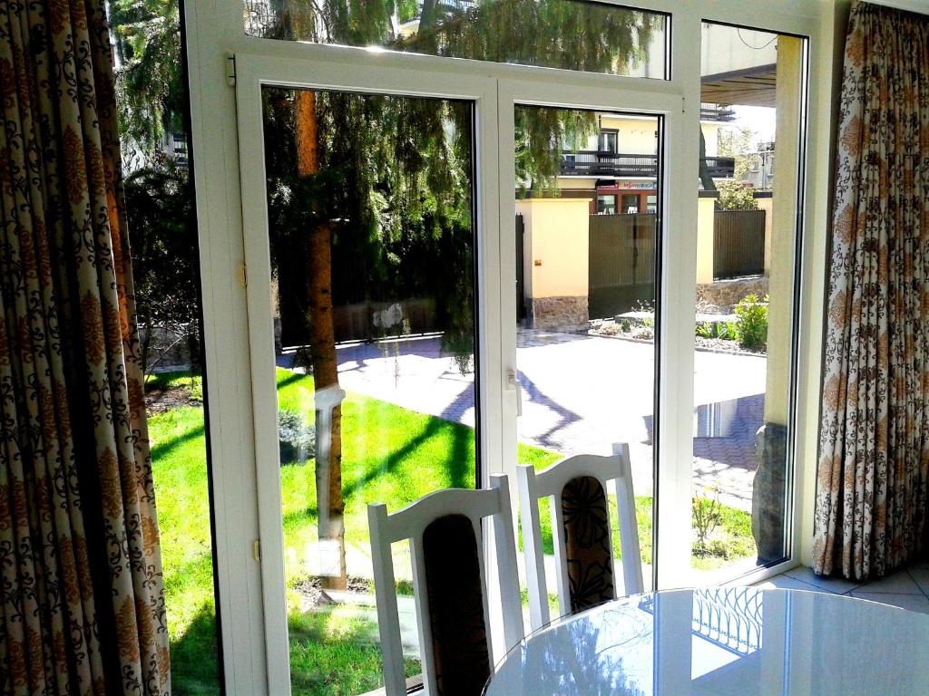 BTHouse, Pokoje Gościnne - 1