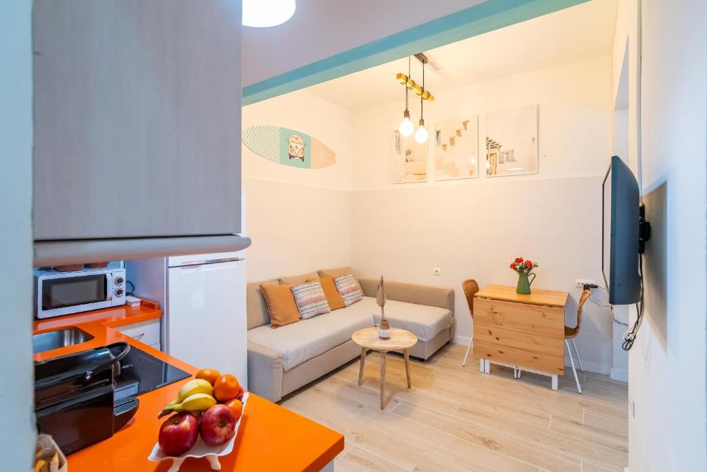 Cubo's Central Malaga Apartment