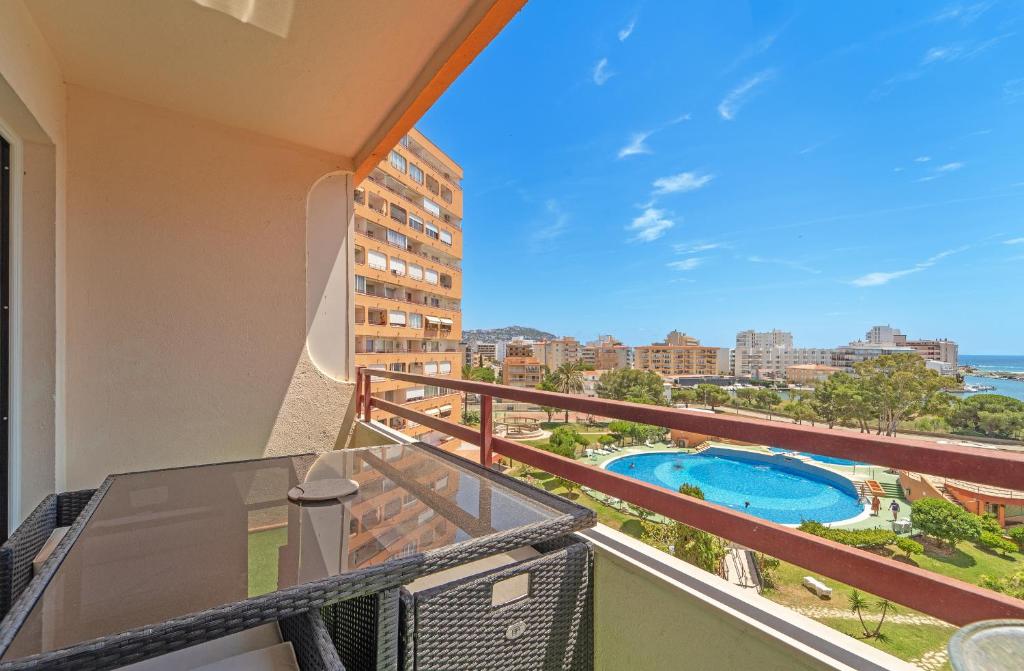 WELCS ESTUDIO 328 EMP con piscina comunitaria