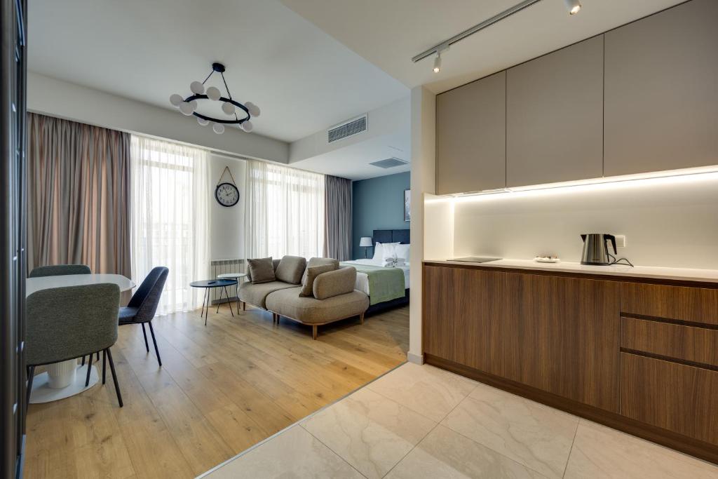 تصویر اتاق‌های Pearl of Avlabari apartment 6 21 SUITE - تصویر ۲