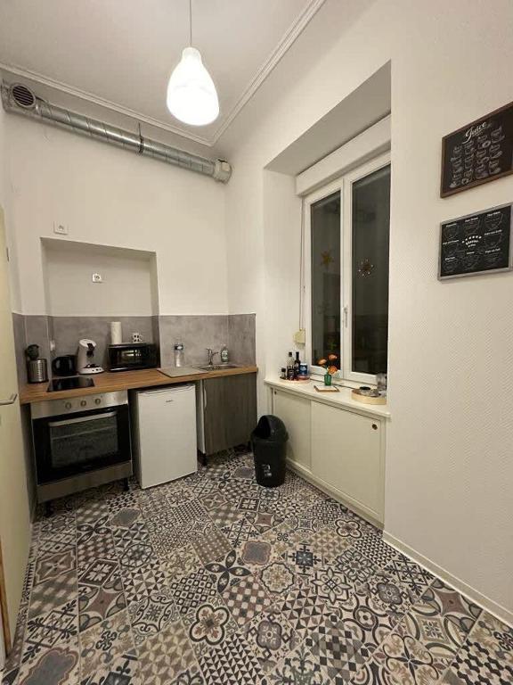 Le Petit Café - Centre ville, parking gratuit – photo 4