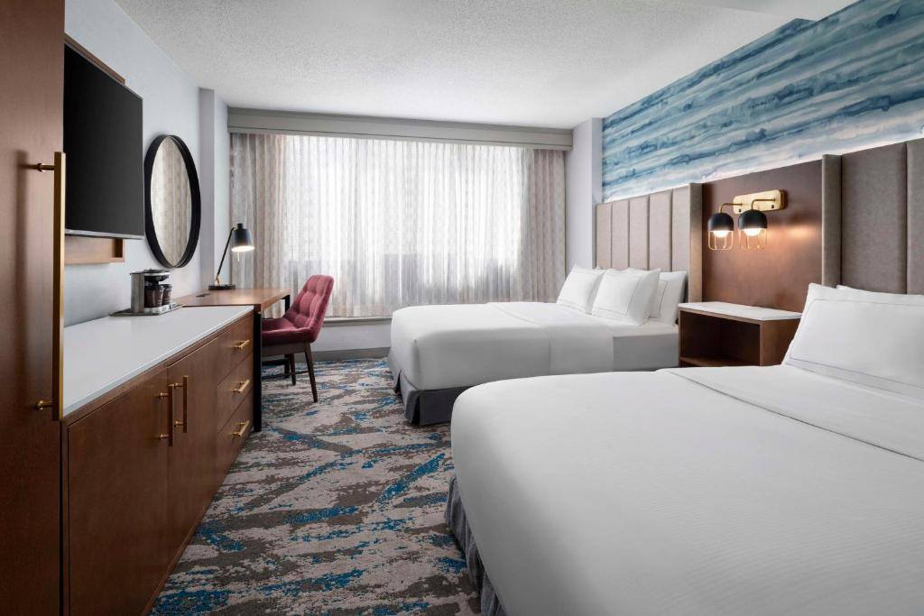 DoubleTree by Hilton Hartford Downtown - 