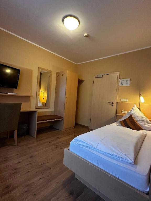 Hotel Löwen - Budget Eenpersoonskamer