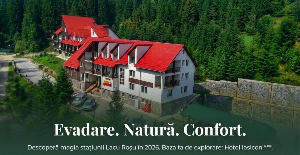 Peisaj natural din apropierea acestui hotel
