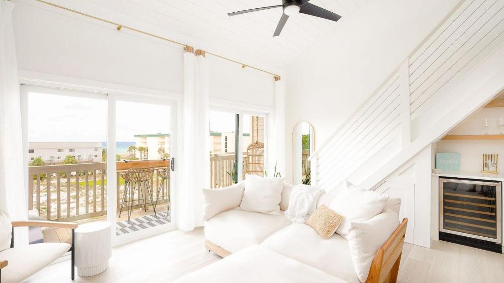 Salt Haus 30A by AvantStay
