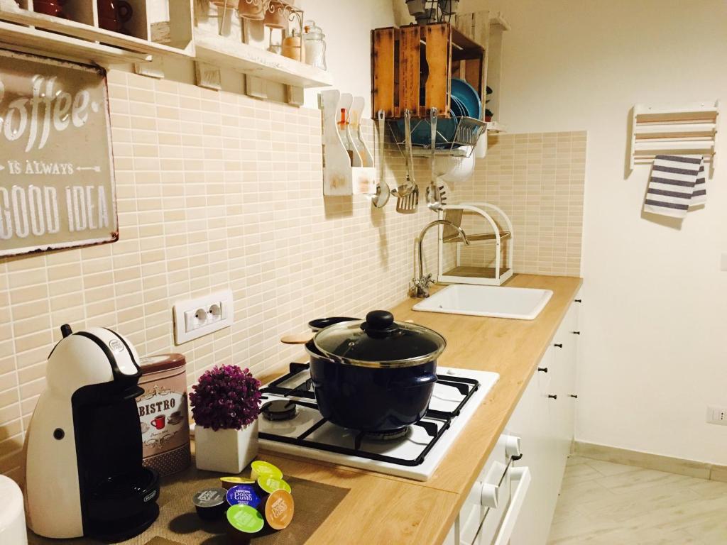 Een keuken of kitchenette bij The Lighthouse