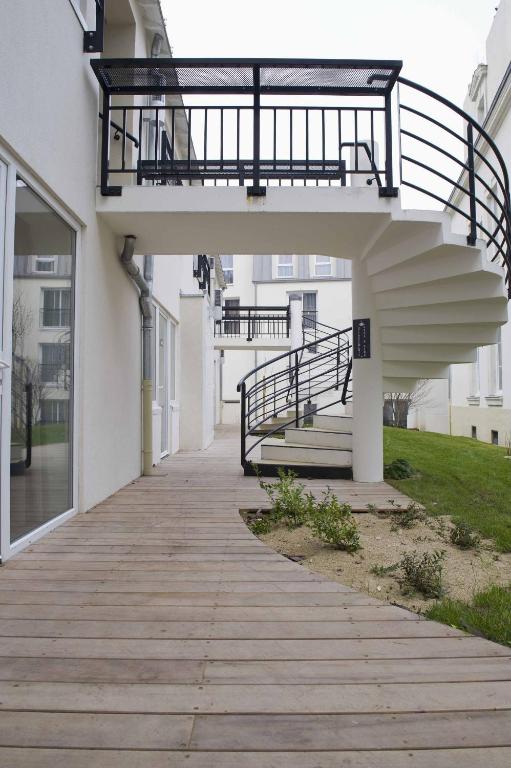 Aparthotel Adagio Access Nantes Viarme - Resim 45