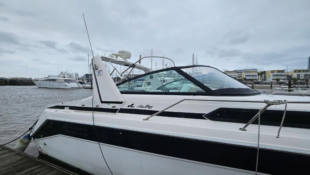 Lisboa Barco Gold Prestige Marina Parque das Nações