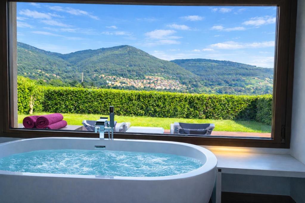 Relax natural en Vigo Rural Moss con Jacuzzi y Vistas - Mos