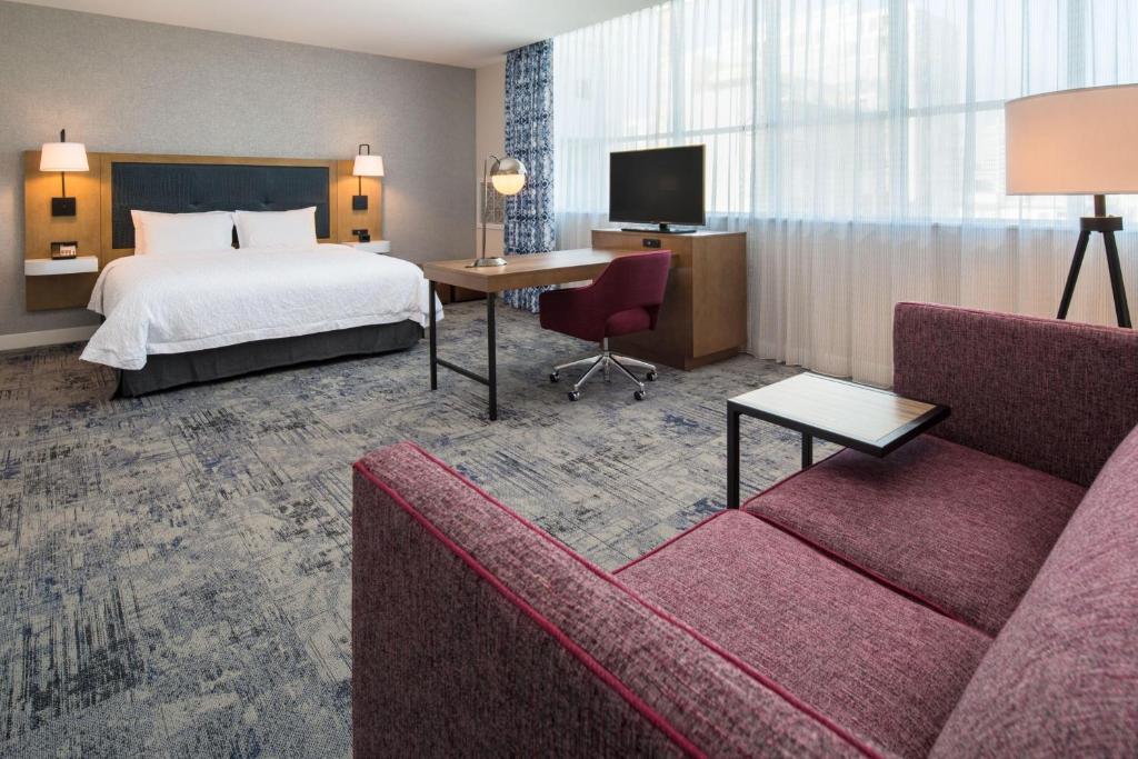 Hampton Inn And Suites By Hilton Portland-Pearl District photo