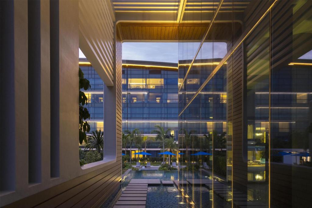 Dusit Thani Laguna Singapore