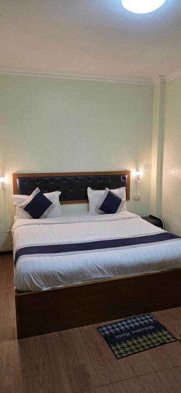 Mahi Guest House & Restaurant Images