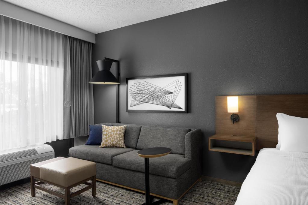 Hyatt Place Atlanta/Cobb Galleria photo