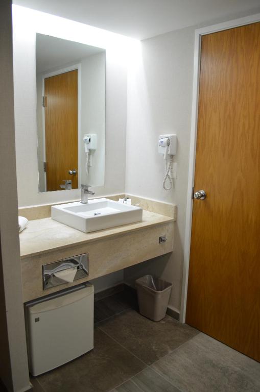 Koupelna v ubytování Casa Inn Business Hotel Celaya