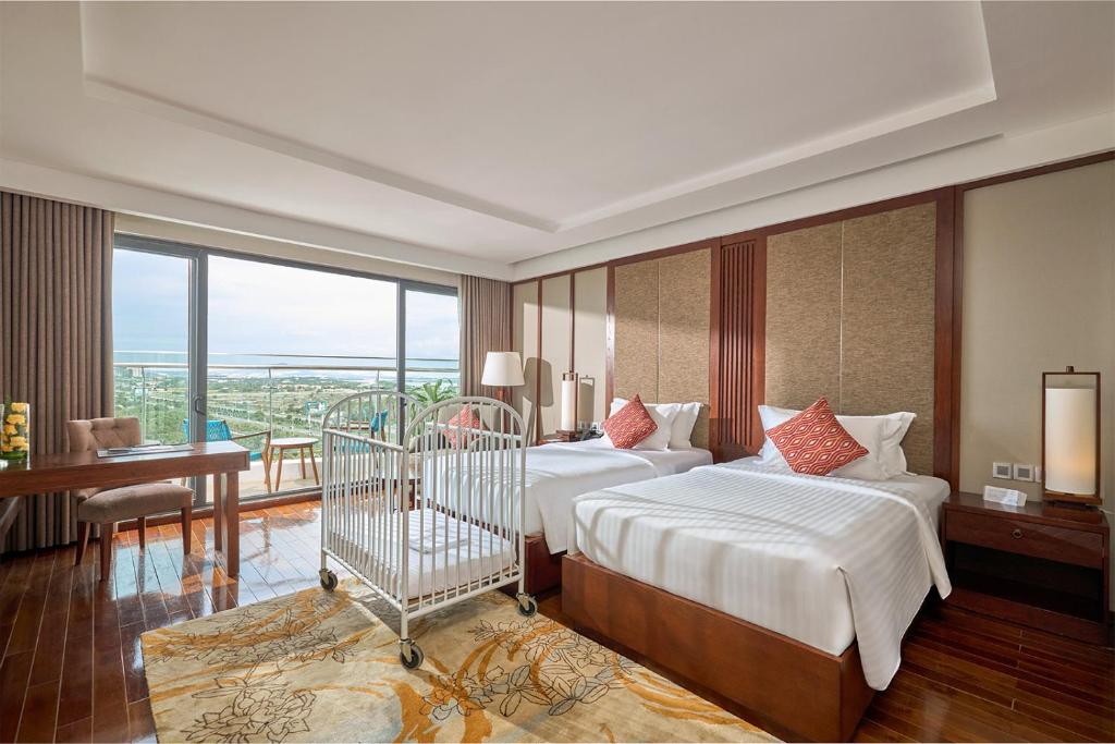 Phòng Deluxe Có Ban Công Nhìn Ra Biển