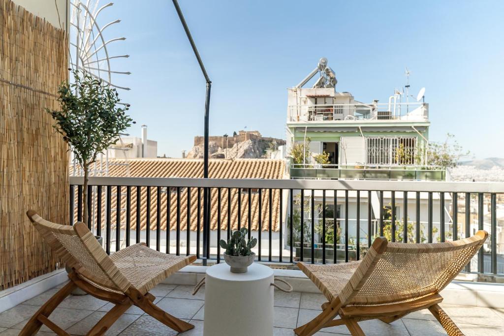 Central Cozy Apartments in Plaka by UPSTREET