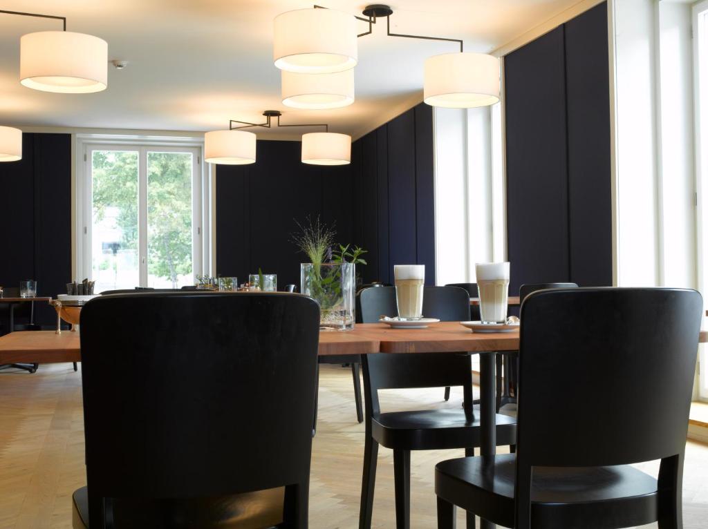 Hotel im Schlosspark - Resim 15