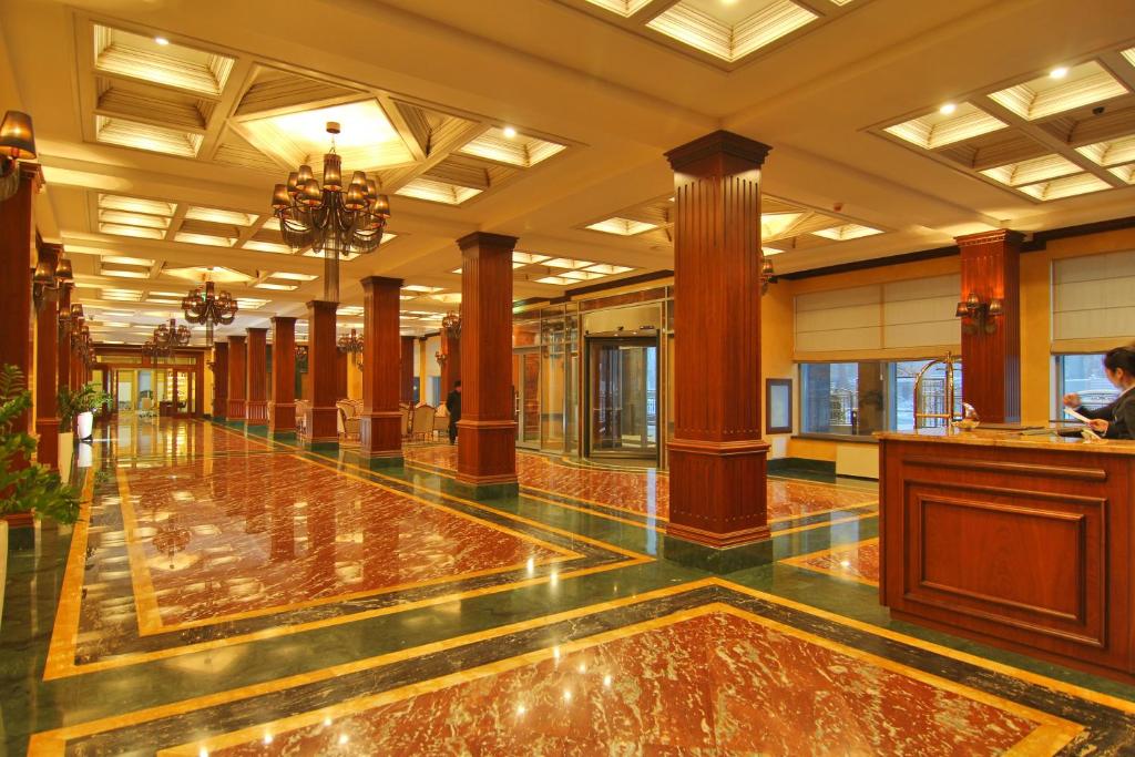 Vstupní hala nebo recepce v ubytování Orion Hotel Bishkek