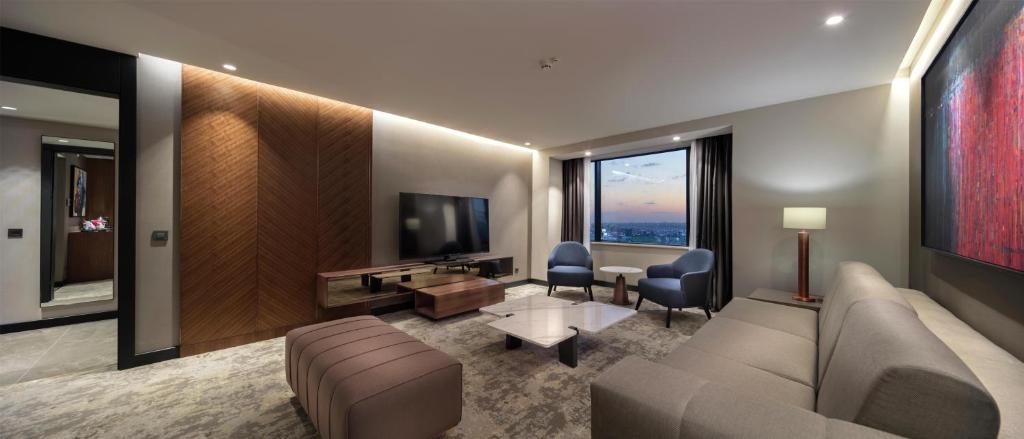 Hilton Istanbul Maslak - Suite De Un Dormitorio Con Cama King