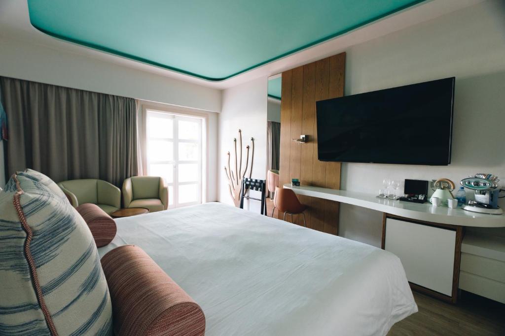 Hotel LIVVO Puerto de Mogán - Doppelzimmer Mit Poolblick Und Terrasse