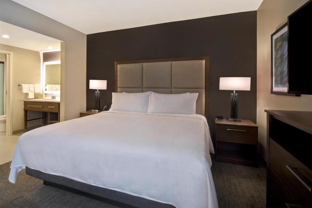 Homewood Suites By Hilton Orlando Flamingo Crossings, Fl photo