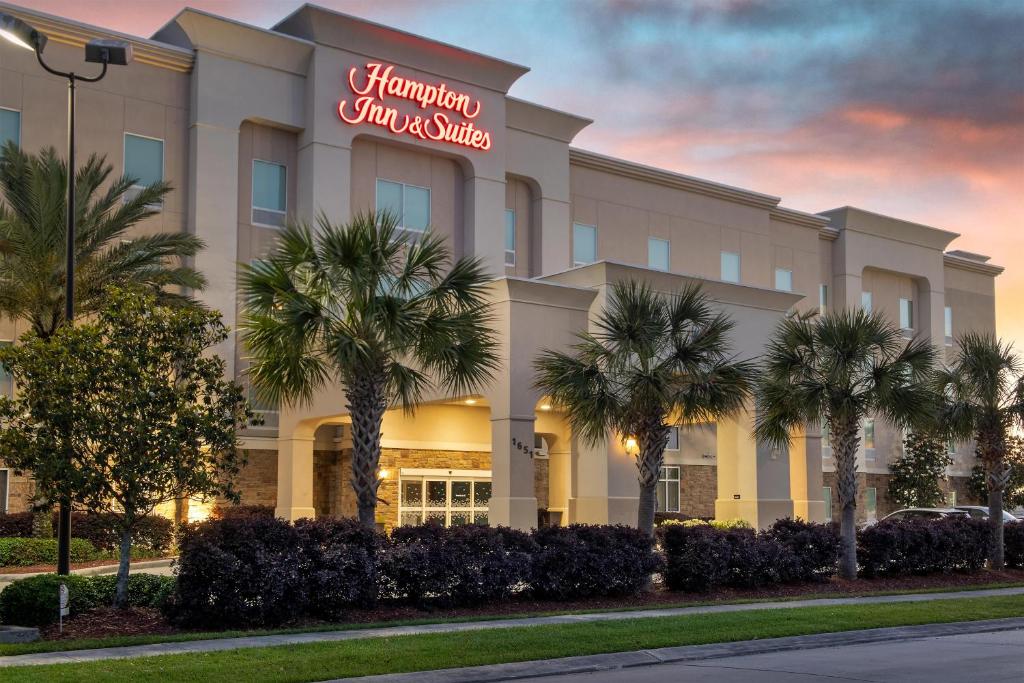 a rendering of the hampton inn suites anaheim at Hampton Inn & Suites Harvey New Orleans Westbank in Harvey