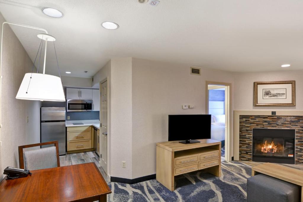 Homewood Suites by Hilton Windsor Locks Hartford - Error