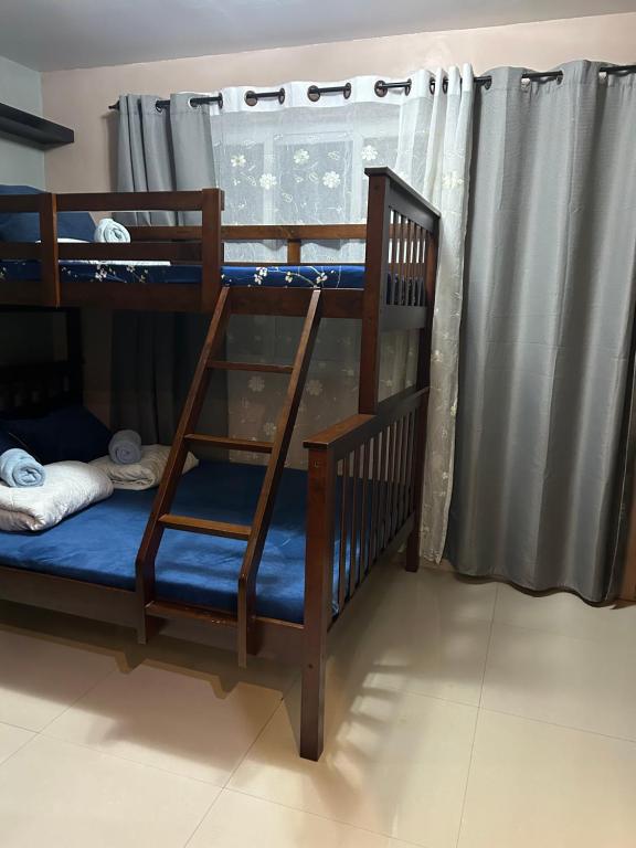 R and RMI CONDOTEL photo