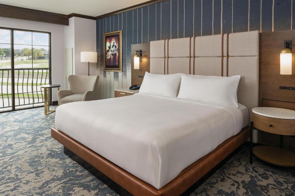 Hilton Dallas/Rockwall Lakefront Hotel - 
