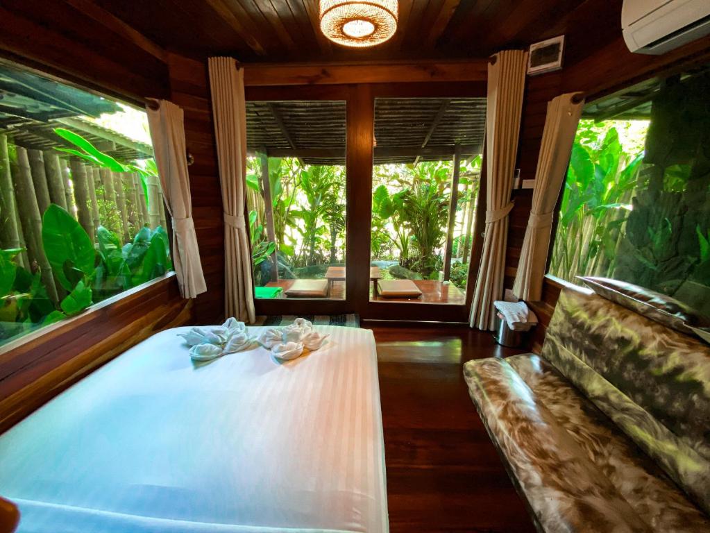 River tales ริเวอร์เทลส์แก่งกระจาน - Double Room With Park View