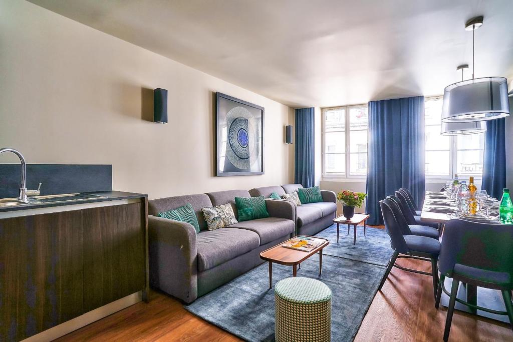 UrbanFlat 134 - Grand Appartement en plein centre de Paris