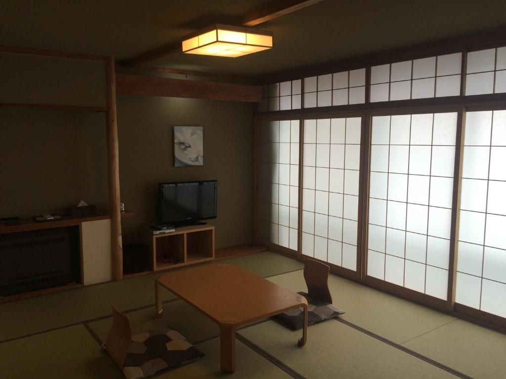 Sjónvarps- og/eða afþreyingartæki á Breezbay Seaside Resort Atami
