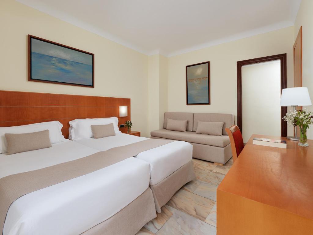 Hotel Principe Paz - Triple Room (3 Adults)